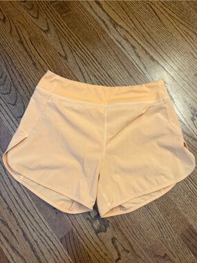 Athleta Girl Run the World 3” Peach/Light Orange Running Shorts XL/14